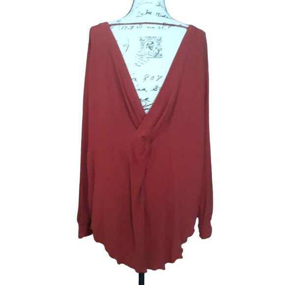 Free People Untamed Back Twist Knott Long Sleeve Ribbed Knit Tunic Top - Picture 3 of 7